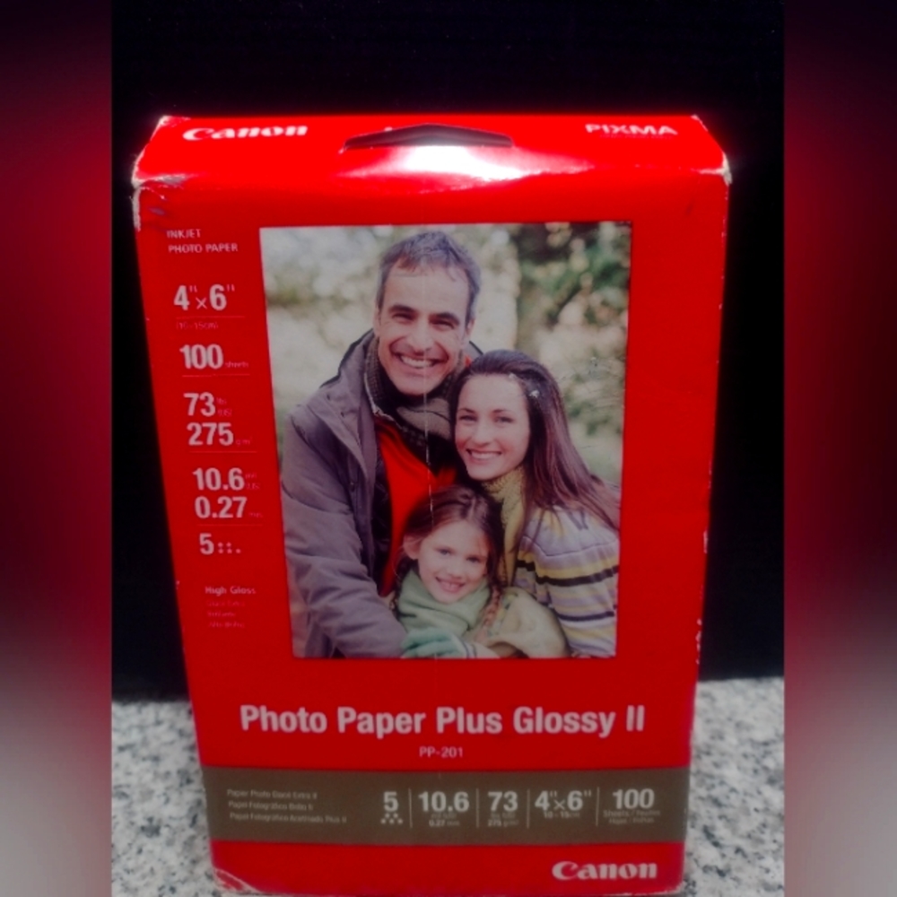 Canon Pixma Photo Paper Plus Glossy II. 4x6 100 Sheets Of Cannon Photo Paper NEW